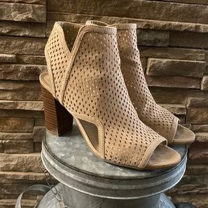 Circus by Sam Edelman Open Toe Bootie Size 9